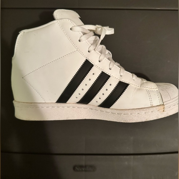 Adidas Superstar up wedge sneakers for women. Size women size 9 1/2. - Picture 7 of 7